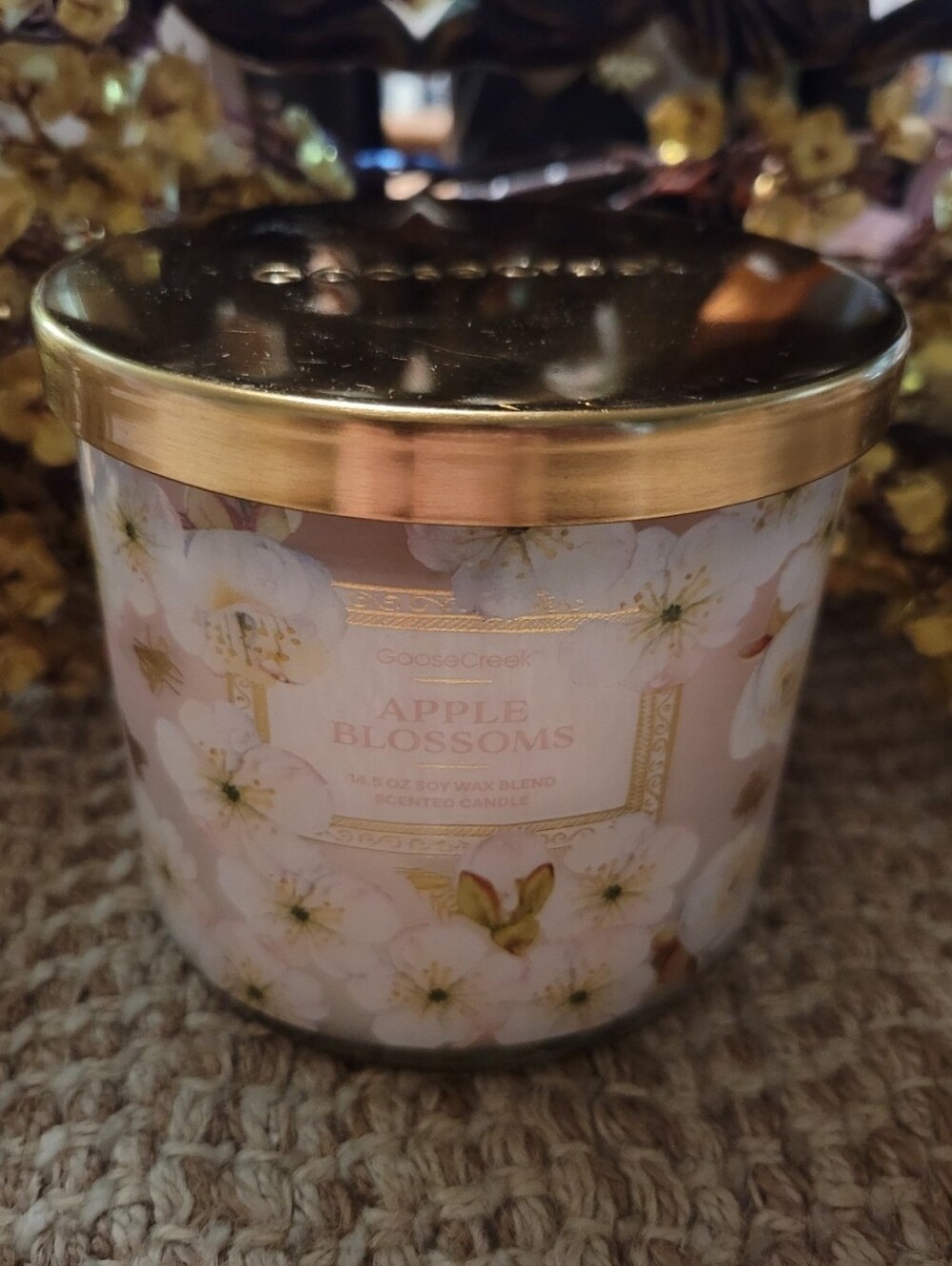 Apple Blossoms- Goose Creek 3-Wick Candle